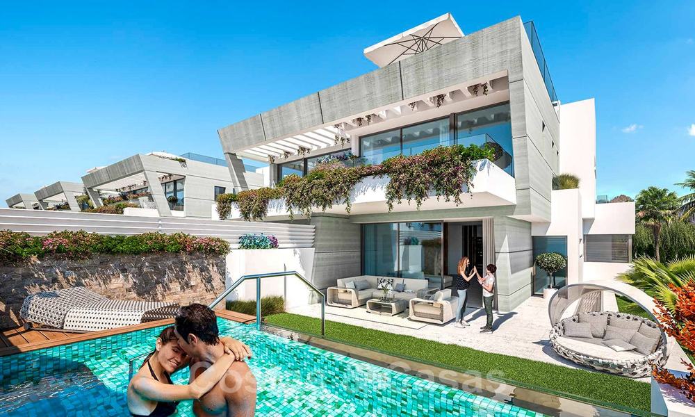 Moderne, halfvrijstaande villa's te koop op 300 meter van het strand - Puerto Banus, Marbella 25107