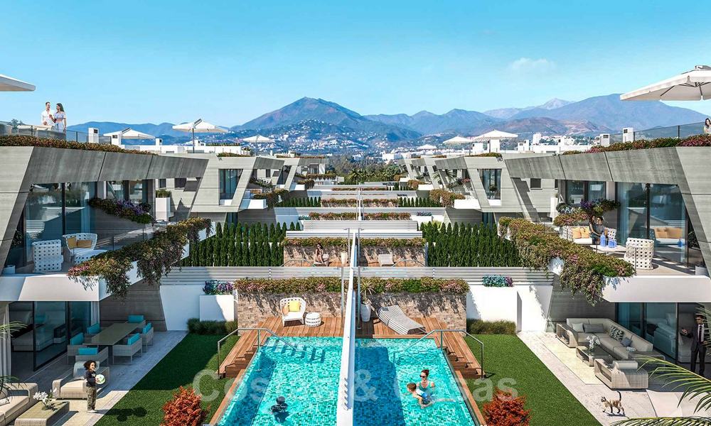 Moderne, halfvrijstaande villa's te koop op 300 meter van het strand - Puerto Banus, Marbella 25108