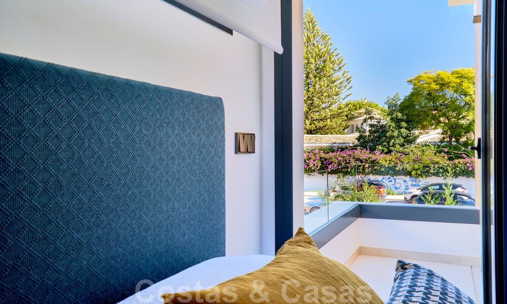 Moderne, halfvrijstaande villa's te koop op 300 meter van het strand - Puerto Banus, Marbella 31657