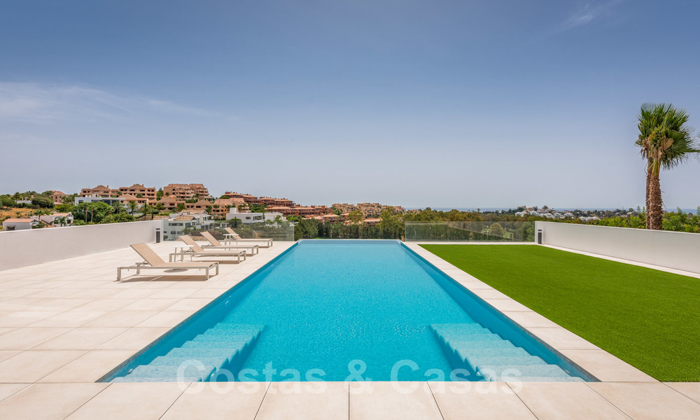 Nieuwe indrukwekkende hedendaagse luxe villa te koop met prachtig golf- en zeezicht in Marbella - Benahavis 25798