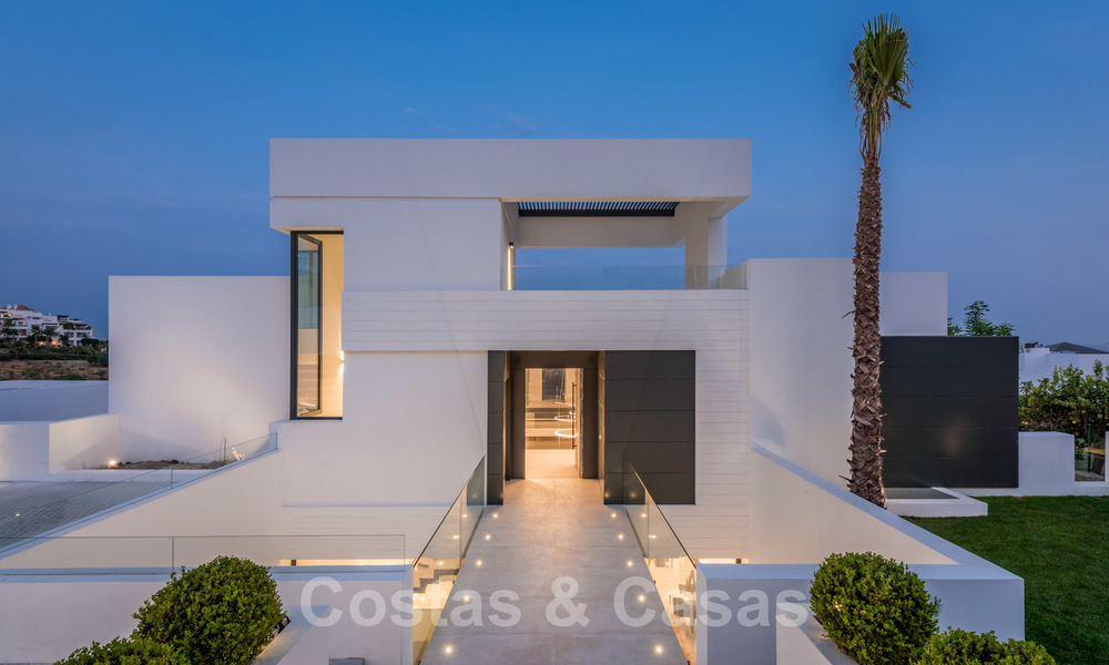 Nieuwe indrukwekkende hedendaagse luxe villa te koop met prachtig golf- en zeezicht in Marbella - Benahavis 25811