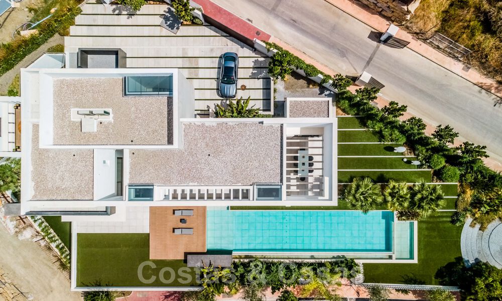 Gloednieuwe ultramoderne luxe villa te koop met zeezicht in Marbella - Benahavis 35661