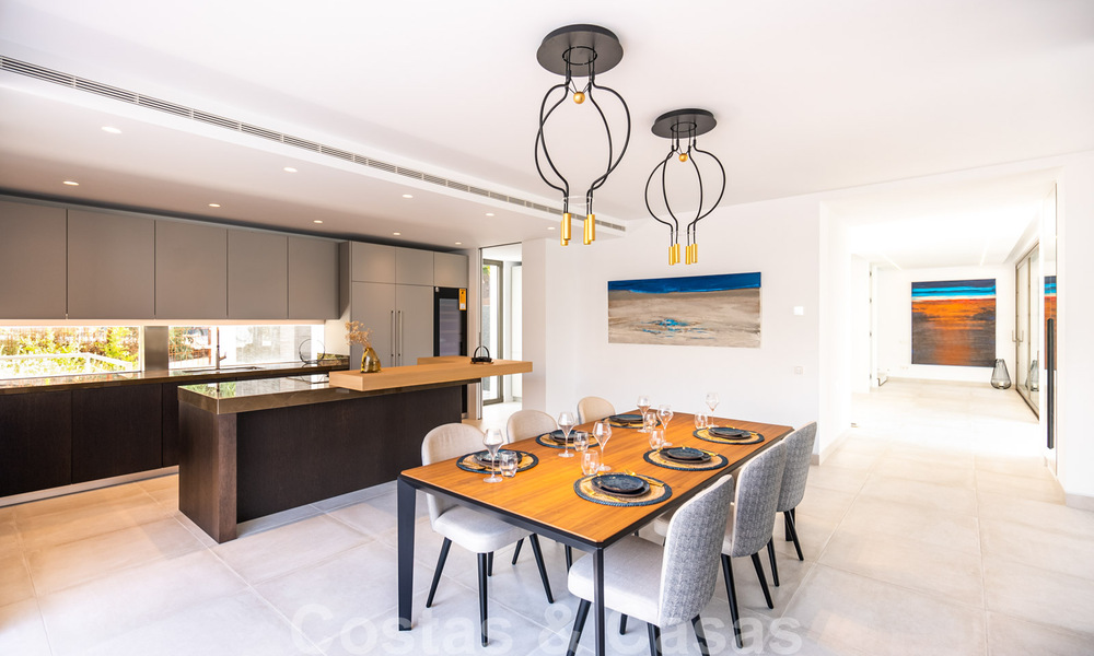 Gloednieuwe ultramoderne luxe villa te koop met zeezicht in Marbella - Benahavis 35667