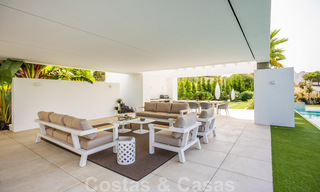 Gloednieuwe ultramoderne luxe villa te koop met zeezicht in Marbella - Benahavis 35677 