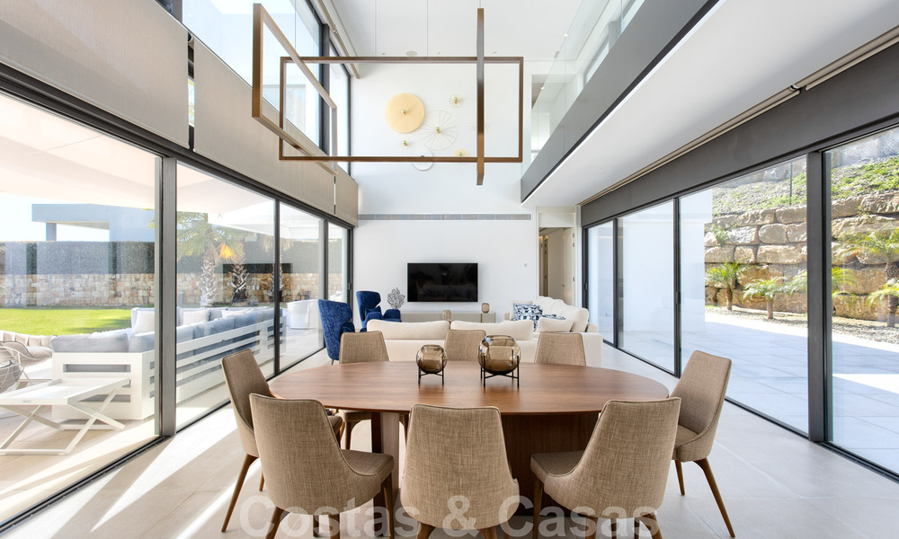 Instapklare nieuwe moderne luxe villa te koop, direct aan de golfbaan gelegen in Marbella - Benahavis 35434