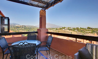 Ruim penthouse appartement te koop, met panoramisch uitzicht in Marbella - Benahavis 26214 