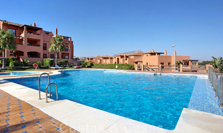 Ruim penthouse appartement te koop, met panoramisch uitzicht in Marbella - Benahavis 26215 