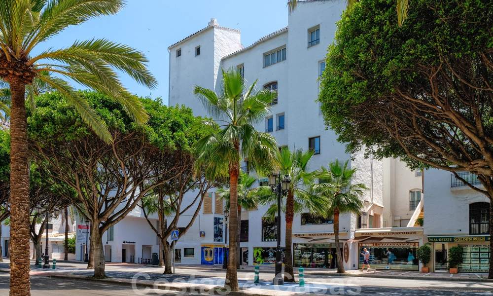 Volledig gerenoveerd modern luxe appartement te koop in de jachthaven van Puerto Banus, Marbella 26219