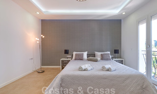 Volledig gerenoveerd modern luxe appartement te koop in de jachthaven van Puerto Banus, Marbella 26223 