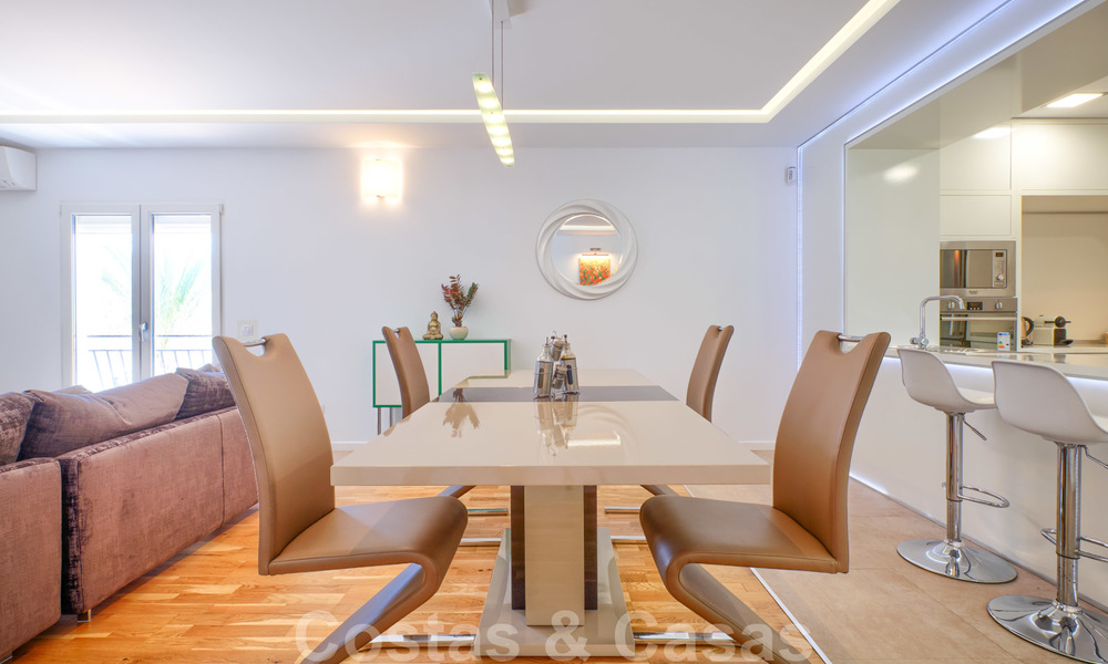 Volledig gerenoveerd modern luxe appartement te koop in de jachthaven van Puerto Banus, Marbella 26233