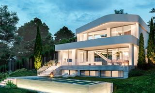 Bouwgrond + project te koop voor een eigentijdse nieuwe villa, eerstelijnsgolf in Estepona 26288 