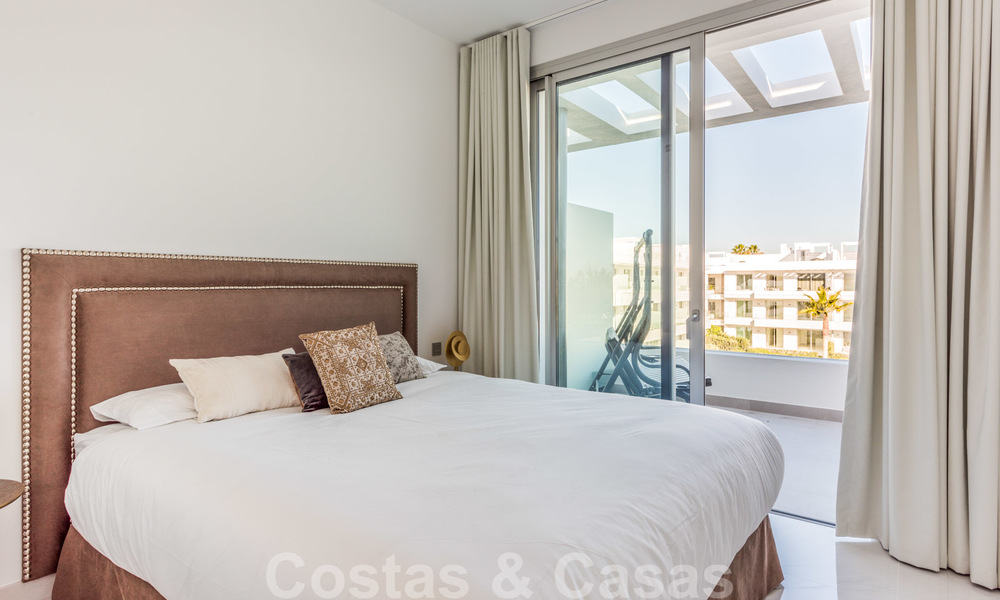 Modern penthouse appartement te koop op de New Golden Mile, tussen Marbella en Estepona, op loopafstand van supermarkten en het strand 26368