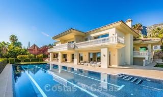 Luxe villa met panoramisch zeezicht te koop in Sierra Blanca, Marbella 26406 