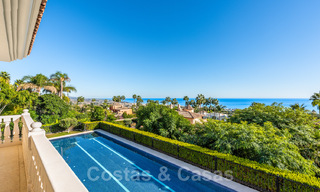 Luxe villa met panoramisch zeezicht te koop in Sierra Blanca, Marbella 26410 