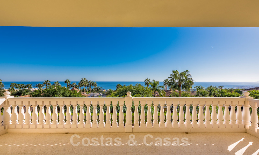 Luxe villa met panoramisch zeezicht te koop in Sierra Blanca, Marbella 26416