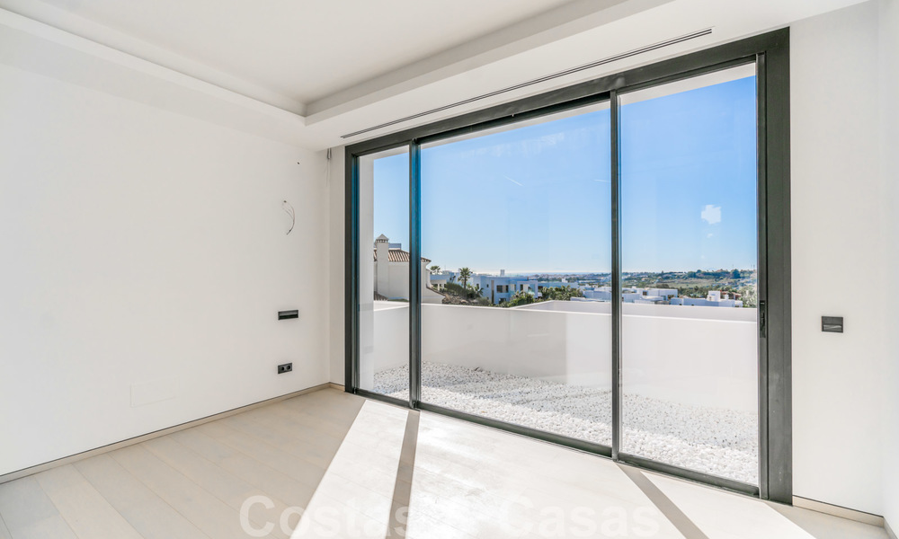 Gloednieuwe moderne luxe villa te koop in Nueva Andalucia, Marbella 26436