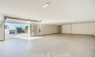 Gloednieuwe moderne luxe villa te koop in Nueva Andalucia, Marbella 26443 