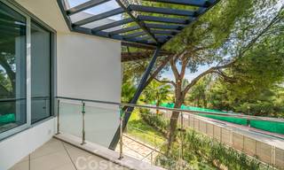 Moderne schakelvilla te koop in het exclusieve Sierra Blanca, Marbella. De goedkoopste in het complex. 26468 