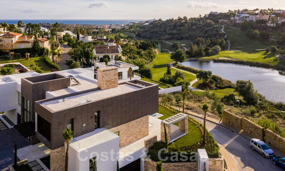 Moderne nieuwe luxe villa met prachtig golfzicht te koop in Benahavis - Marbella 26584