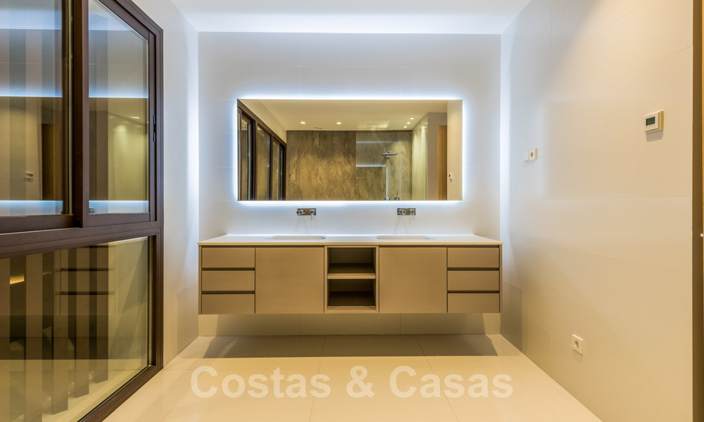 Moderne nieuwe luxe villa met prachtig golfzicht te koop in Benahavis - Marbella 26589
