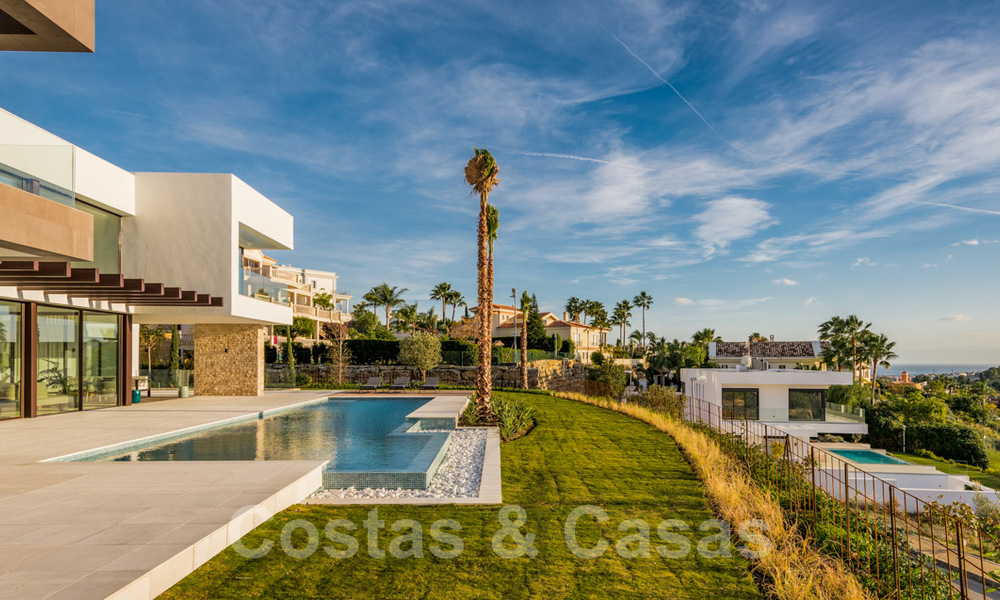 Moderne nieuwe luxe villa met prachtig golfzicht te koop in Benahavis - Marbella 26598