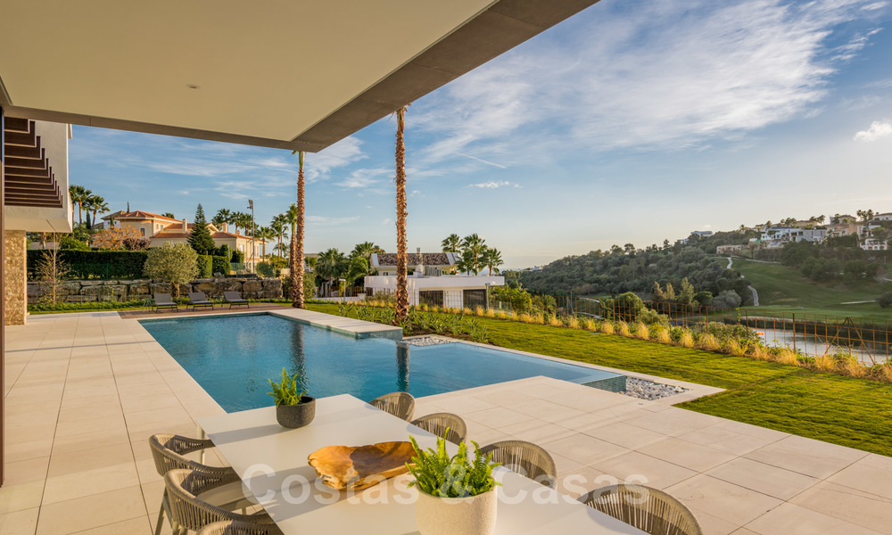 Moderne nieuwe luxe villa met prachtig golfzicht te koop in Benahavis - Marbella 26604