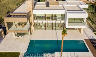 Moderne nieuwe luxe villa met prachtig golfzicht te koop in Benahavis - Marbella 26616 