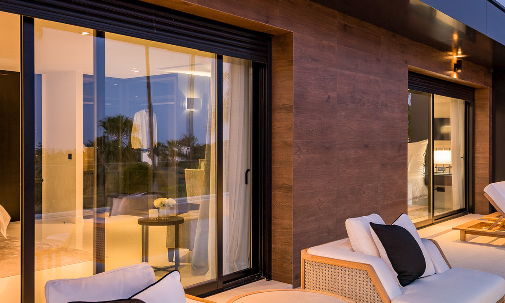 Spectaculaire moderne designer villa te koop, eerstelijns golf in Nueva Andalucia, Marbella 27254