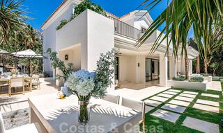 Luxevilla te koop in een elegante klassieke stijl in Sierra Blanca, Marbella 32228 