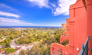Luxe penthouse appartement met panoramisch uitzicht over de hele kust te koop, dicht bij voorzieningen en golf, Benahavis – Marbella 27520 