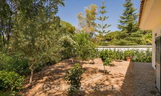 Instapklare hedendaagse mediterrane villa met zeezicht te koop op korte wandelafstand van het strand en alle voorzieningen, beachside Elviria te Marbella 27540 