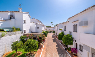 Prachtig gerenoveerde koopwoning met 4 slaapkamers op loopafstand van lokale voorzieningen en Puerto Banus in Marbella 27606 
