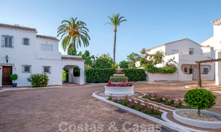 Prachtig gerenoveerde koopwoning met 4 slaapkamers op loopafstand van lokale voorzieningen en Puerto Banus in Marbella 27608 