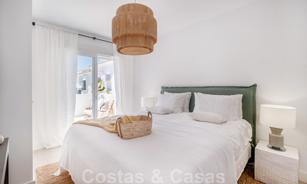 Prachtig gerenoveerde koopwoning met 4 slaapkamers op loopafstand van lokale voorzieningen en Puerto Banus in Marbella 27624