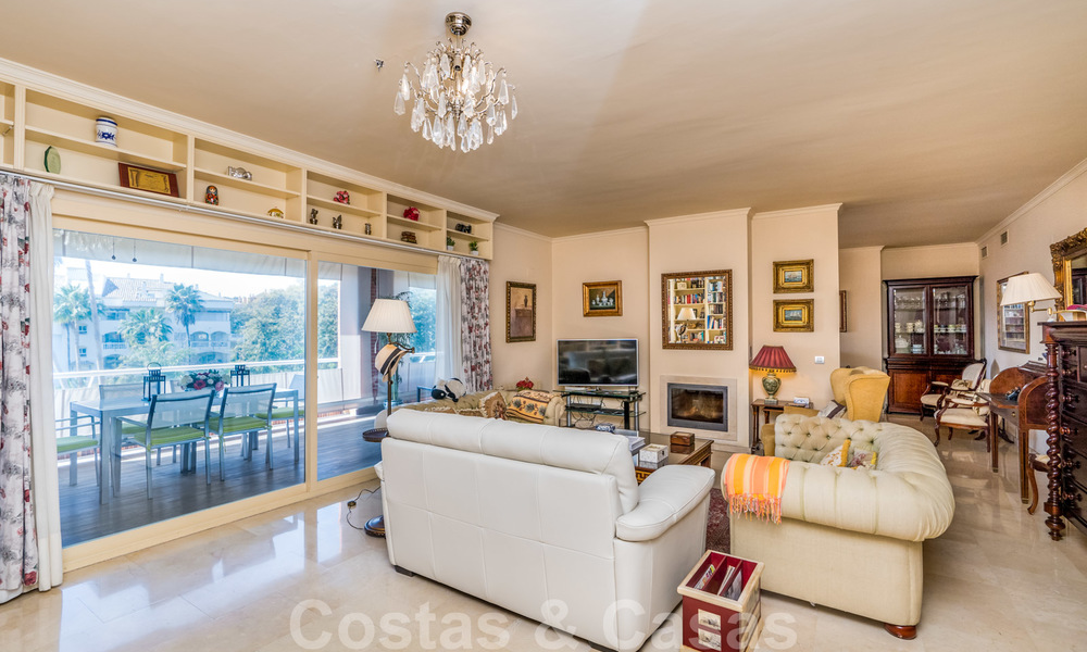 5-slaapkamer penthouse appartement te koop op de Golden Mile op korte wandelafstand van het strand en Marbella stad 27652