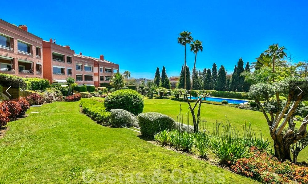 5-slaapkamer penthouse appartement te koop op de Golden Mile op korte wandelafstand van het strand en Marbella stad 27665