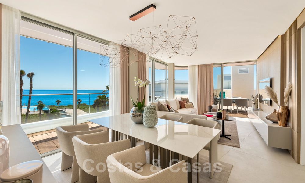 Instapklare moderne luxe eerstelijns strand penthouses te koop in Estepona, Costa del Sol 27776