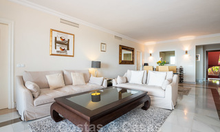 Instapklaar ruim appartement met panoramisch uitzicht op de kust en de zee in Benahavis - Marbella 28486 
