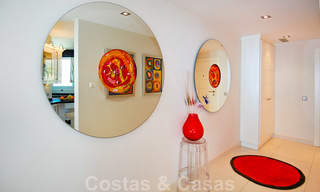 Appartementen te koop in het exclusieve eerstelijnsstrand complex Playa Esmeralda aan de Golden Mile, nabij Puerto Banús 28503 