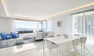 Privé herverkoop! Nieuw op de markt. Ultra deluxe avant garde strand appartement te koop in een exclusief complex aan de New Golden Mile, Marbella - Estepona 28694 