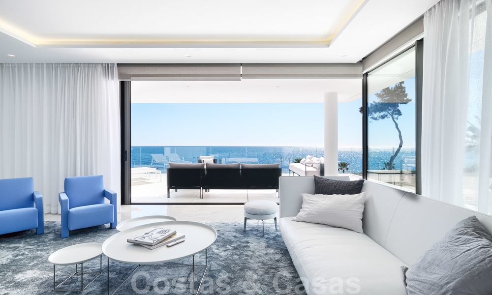 Privé herverkoop! Nieuw op de markt. Ultra deluxe avant garde strand appartement te koop in een exclusief complex aan de New Golden Mile, Marbella - Estepona 28695