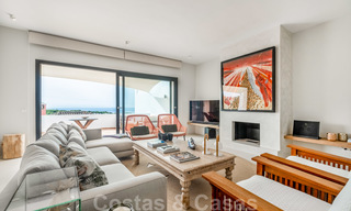 Prachtig huis met uitzicht op de groene omgeving en de zee in een gated community op de Golden Mile - Marbella 28572 