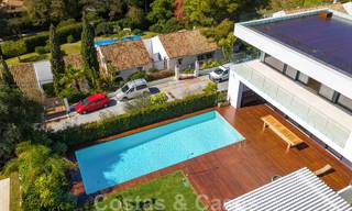 Instapklare moderne villa te koop, op loopafstand van Puerto Banus in Nueva Andalucia, Marbella 28651 