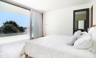 Instapklare moderne villa te koop, op loopafstand van Puerto Banus in Nueva Andalucia, Marbella 28667 