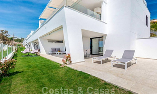 Ruim modern 3-slaapkamer luxeappartement te koop met zeezicht en instapklaar, Nueva Andalucia, Marbella 28916 
