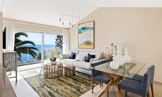 Instapklare, volledig gerenoveerde villa aan het strand met zeezicht te koop in Estepona West 28883 
