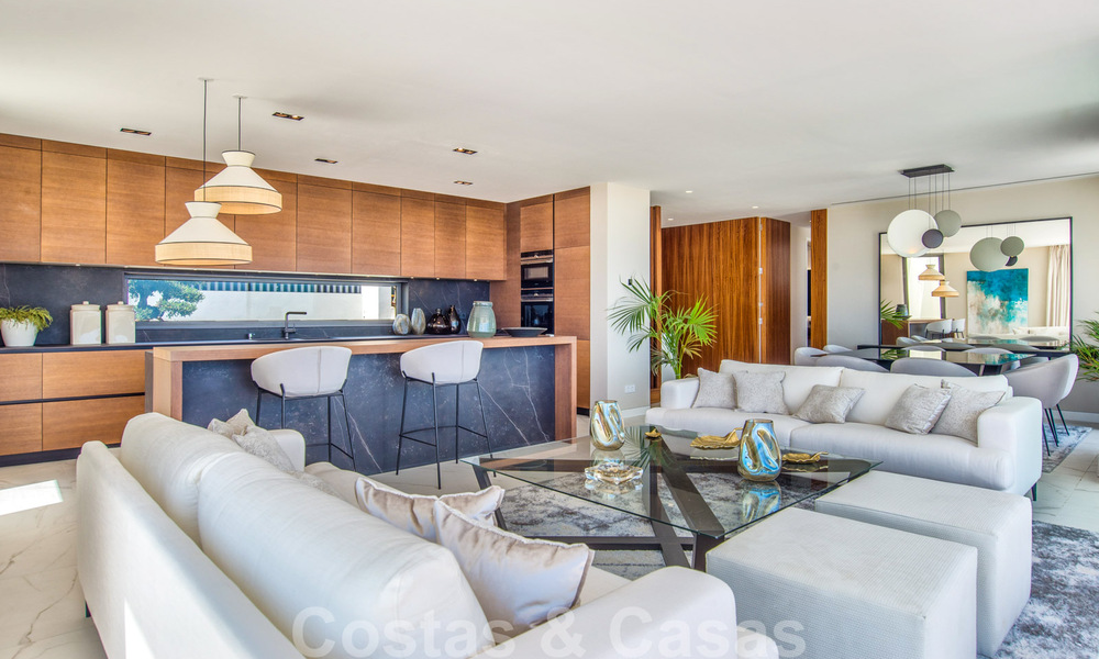 Royale nieuwbouw appartementen te koop met privézwembad in een “gated resort” te Benahavis - Marbella 29048