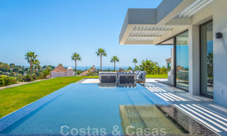 Royale nieuwbouw appartementen te koop met privézwembad in een “gated resort” te Benahavis - Marbella 29073 