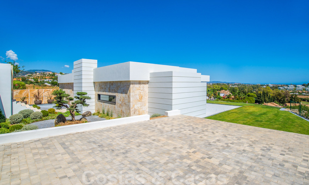 Royale nieuwbouw appartementen te koop met privézwembad in een “gated resort” te Benahavis - Marbella 29078