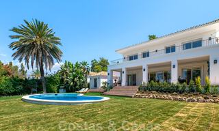 Te koop, eerstelijns golfvilla, smaakvol gerenoveerd in begeerde, rustige buurt in Guadalmina, Marbella 29217 